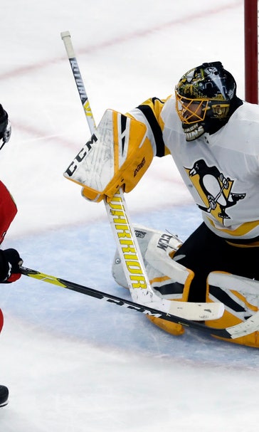 Blackhawks end 8-game slide with 6-3 win over Penguins